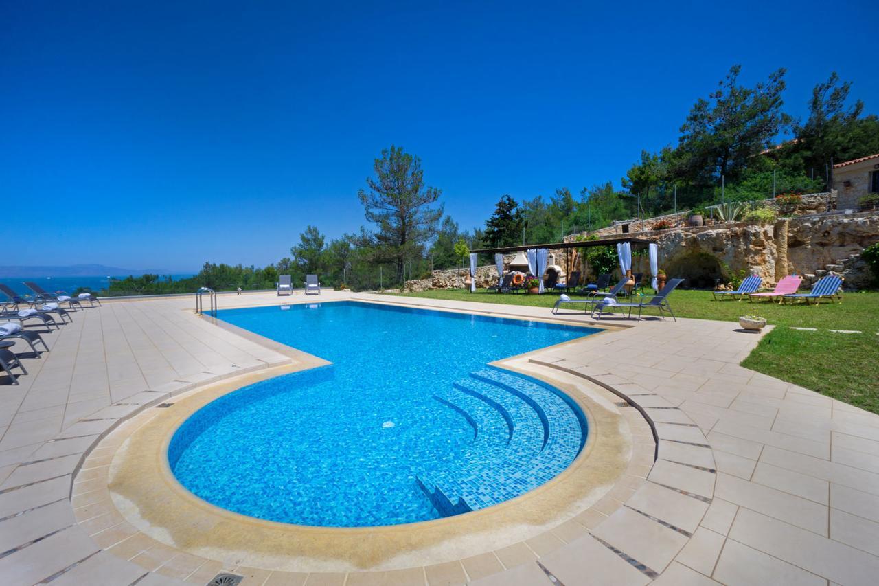Golden Key Villas Chrissi Akti Chania Exterior foto