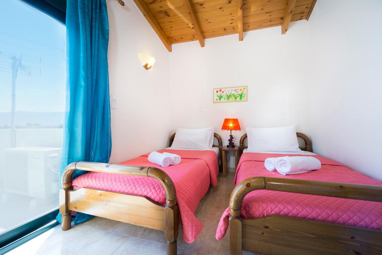 Golden Key Villas Chrissi Akti Chania Exterior foto